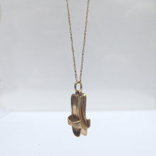 Load image into Gallery viewer, Gold Mules Charm Pendant 9-Karat Yellow Gold Circa 1900s - Karina Constantine jewellery