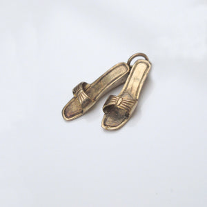 Gold Mules Charm Pendant 9-Karat Yellow Gold Circa 1900s - Karina Constantine jewellery